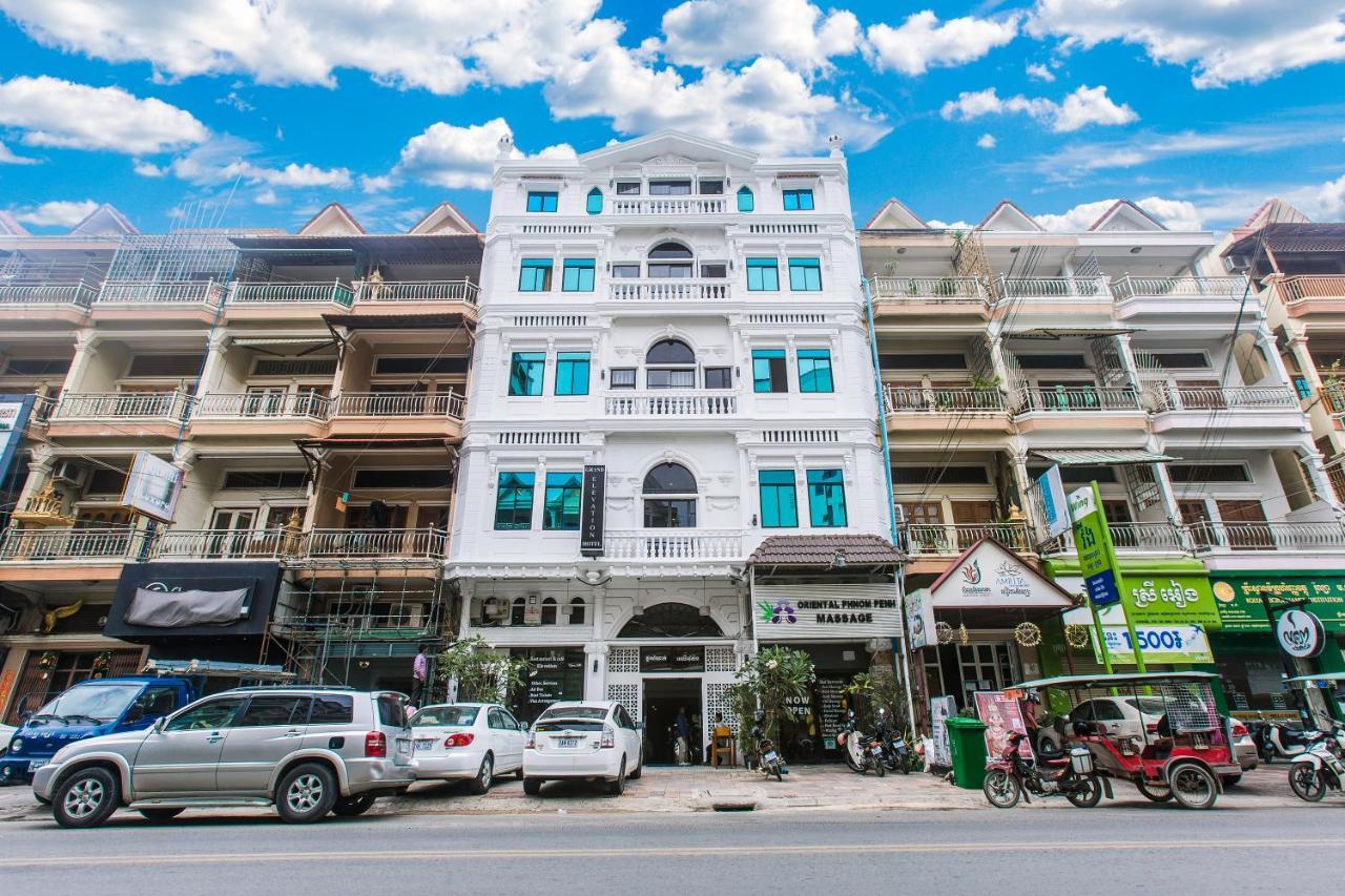 Grand Elevation Hotel Phnom-Penh Buitenkant foto