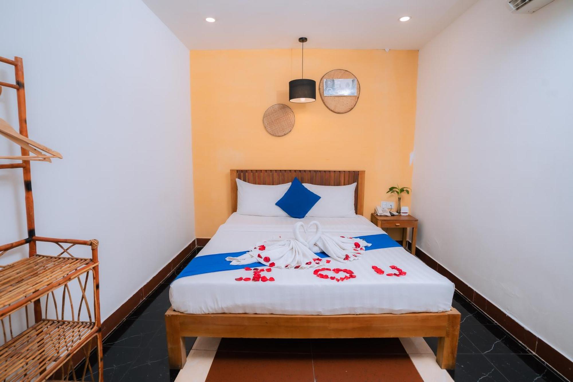Grand Elevation Hotel Phnom-Penh Buitenkant foto