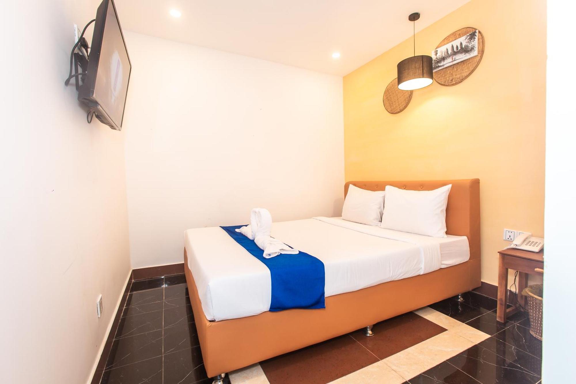 Grand Elevation Hotel Phnom-Penh Buitenkant foto