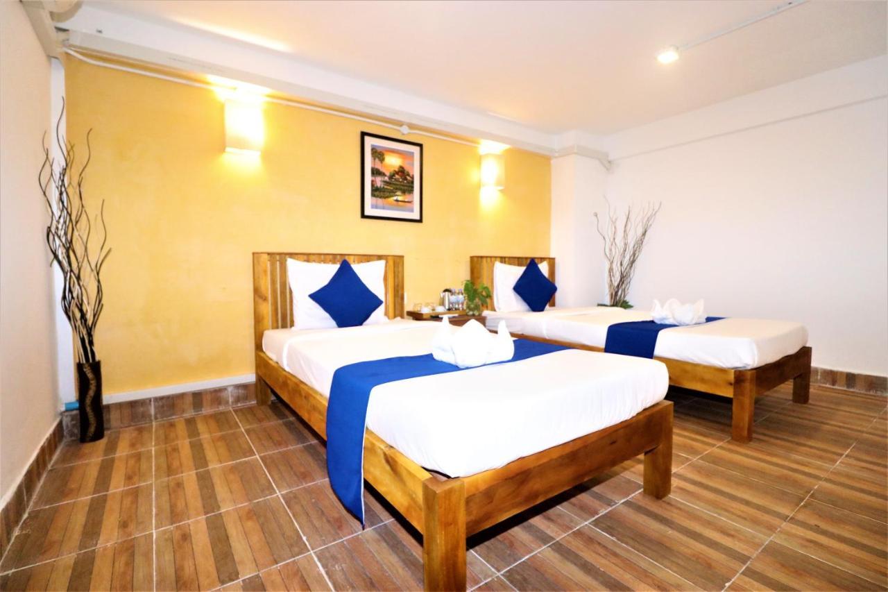 Grand Elevation Hotel Phnom-Penh Buitenkant foto