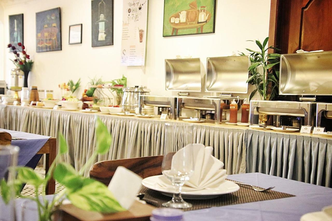Grand Elevation Hotel Phnom-Penh Buitenkant foto