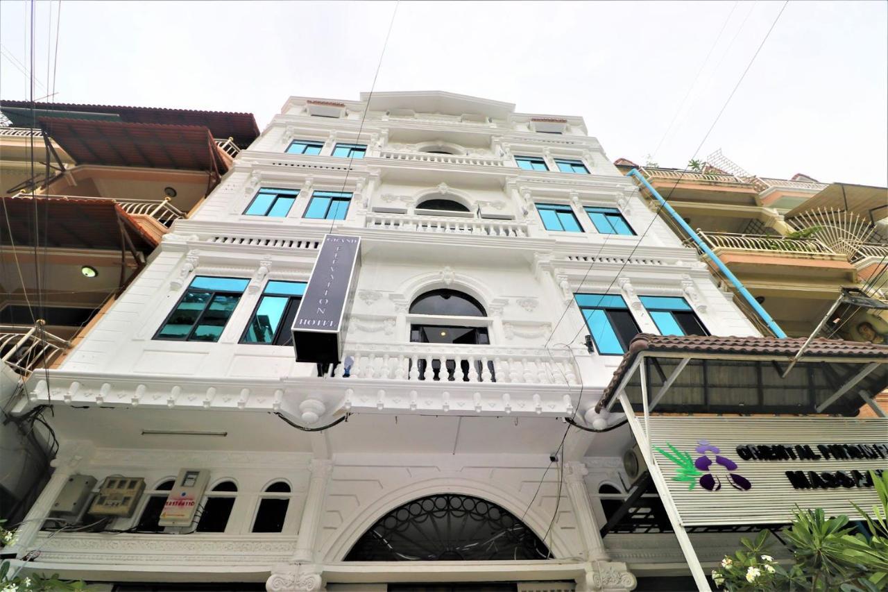 Grand Elevation Hotel Phnom-Penh Buitenkant foto